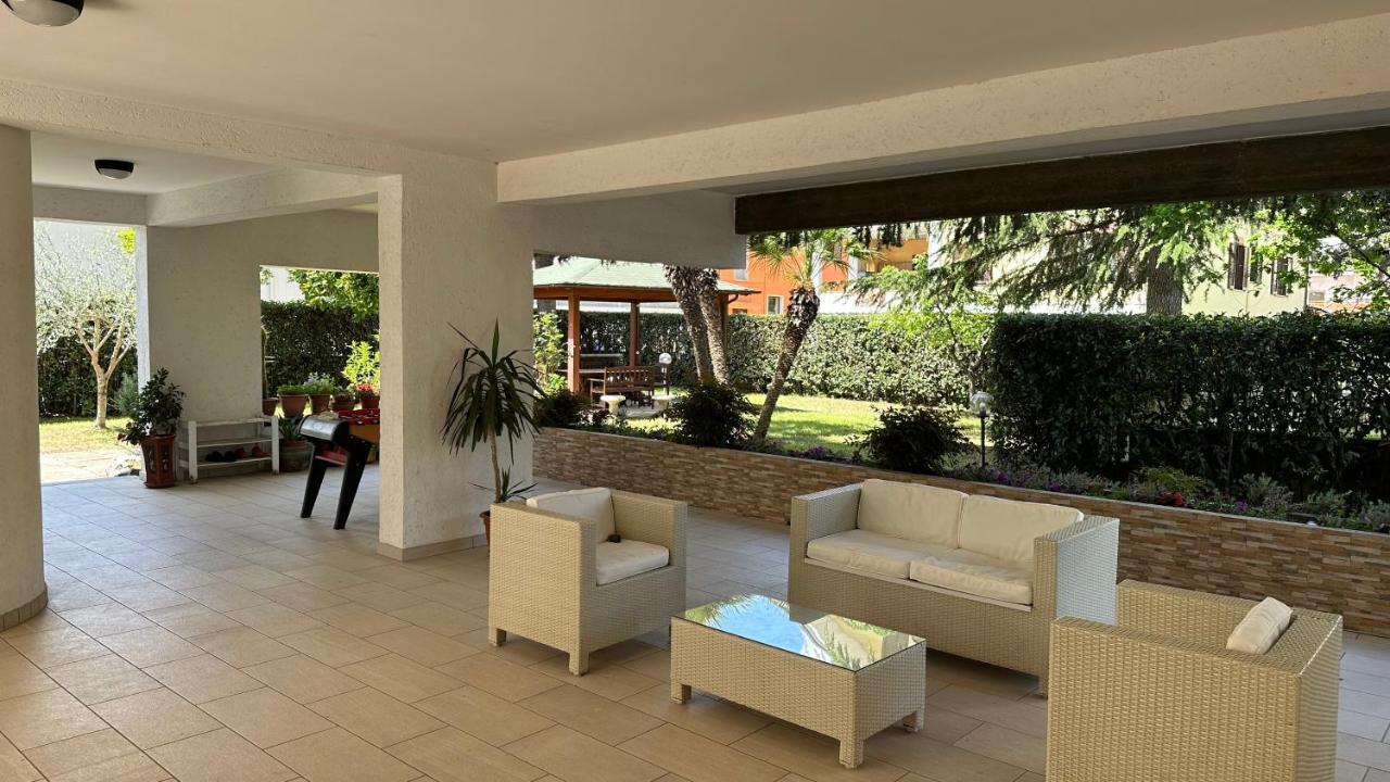 La Casa Di Gemma B&B Villa Vomano Exterior photo